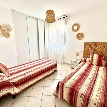 T3 En 3 Etoiles De Plain-pied, Climatise, Terrasse, Jardinet Et Parking, Tres Calme Daire