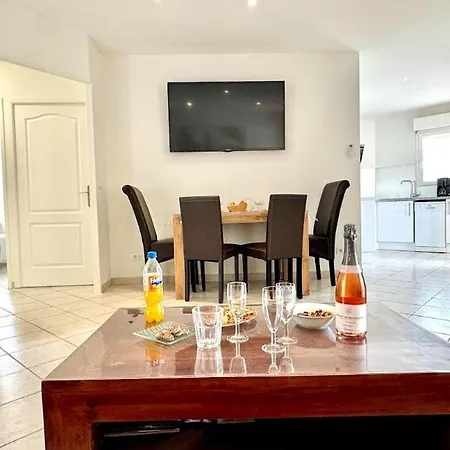 T3 En 3 Etoiles De Plain-pied, Climatise, Terrasse, Jardinet Et Parking, Tres Calme Daire