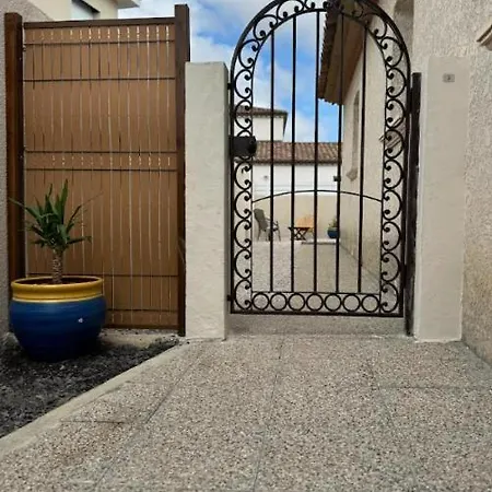 Daire T3 En 3 Etoiles De Plain-pied, Climatise, Terrasse, Jardinet Et Parking, Tres Calme Pomérols